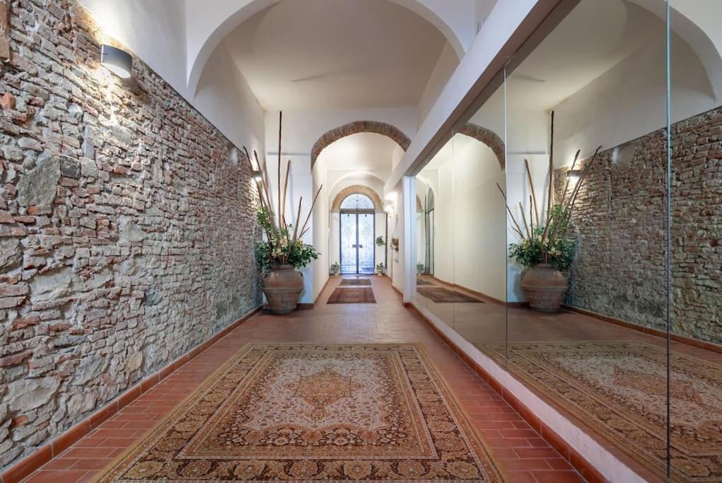 פיזה Midtown Apartment מראה חיצוני תמונה